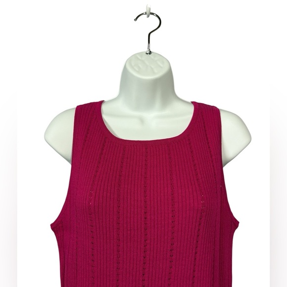 NWOT, Mélanie Lyne, Fuchsia Ribbed Knit Top, Medium - Picture 3 of 8